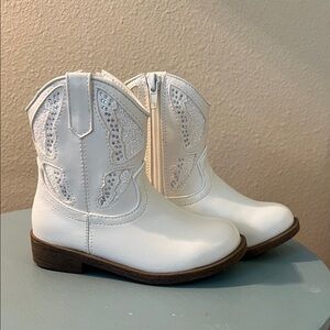 Sweet Honey White Girls' Western Booties with Rhinestone Accent